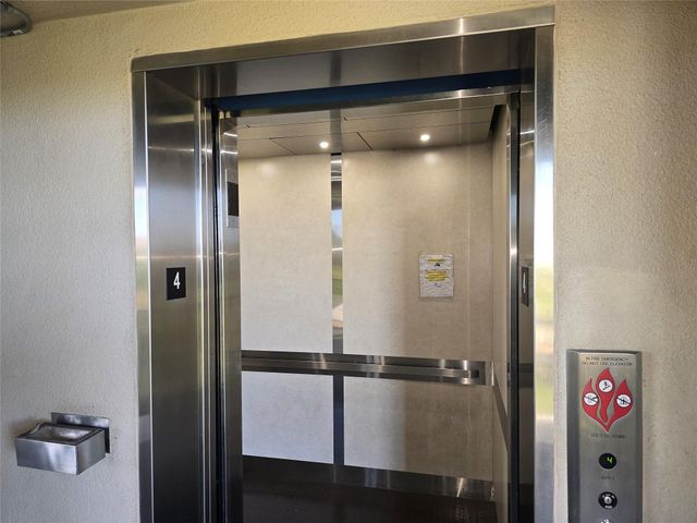 550 SW 138th Ave 402K, Pembroke Pines, FL 33027