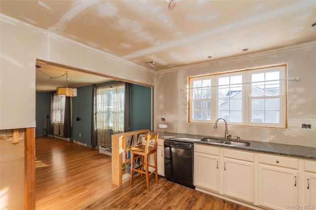 111 N Pierpont Avenue, Newburgh, NY 12550