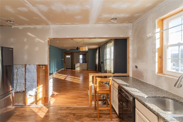 111 N Pierpont Avenue, Newburgh, NY 12550