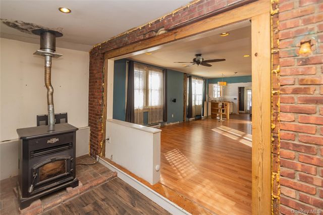 111 N Pierpont Avenue, Newburgh, NY 12550