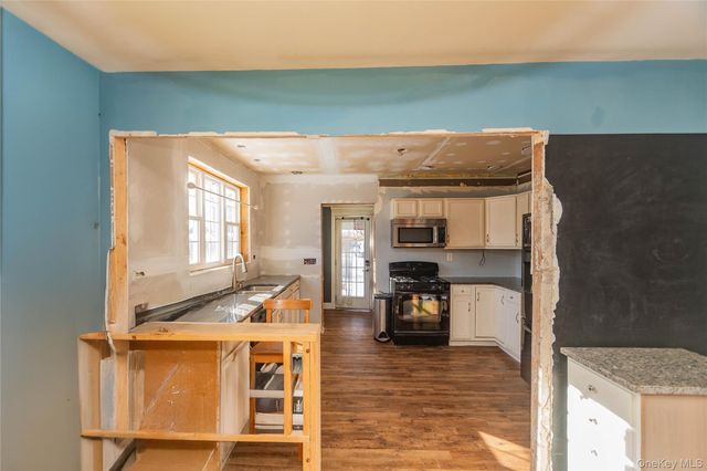 111 N Pierpont Avenue, Newburgh, NY 12550