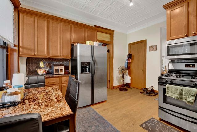 1404 W Flournoy Street 1, Chicago, IL 60607