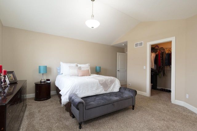 558 Yosemite AVENUE, Hartford, WI 53027