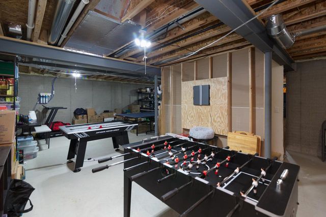 558 Yosemite AVENUE, Hartford, WI 53027