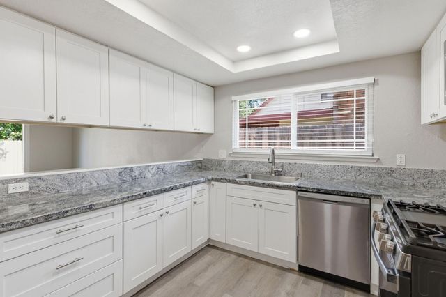7826 Ashmont St, Citrus Heights, CA 95621