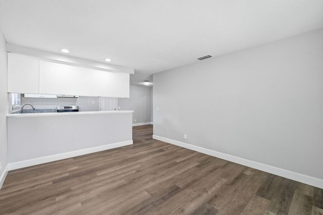 7826 Ashmont St, Citrus Heights, CA 95621