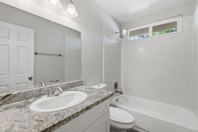 7826 Ashmont St, Citrus Heights, CA 95621