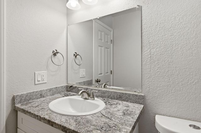 7826 Ashmont St, Citrus Heights, CA 95621