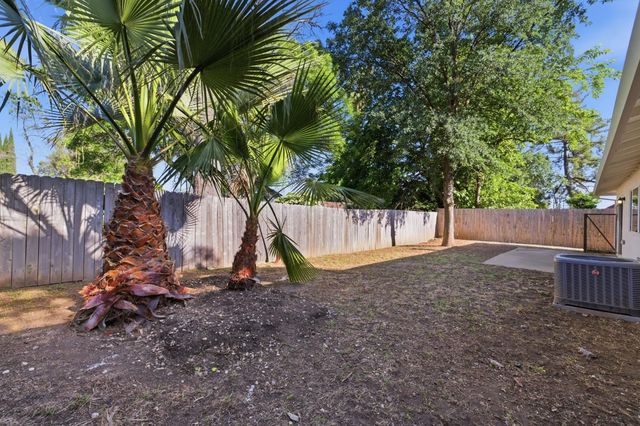 7826 Ashmont St, Citrus Heights, CA 95621