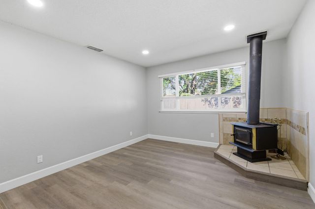 7826 Ashmont St, Citrus Heights, CA 95621
