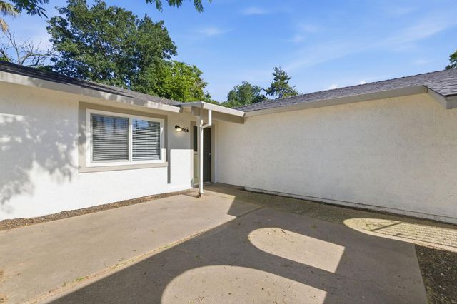 7826 Ashmont St, Citrus Heights, CA 95621