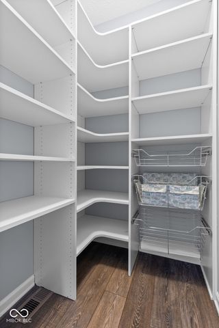 12042 Eagletree Court, Zionsville, IN 46077