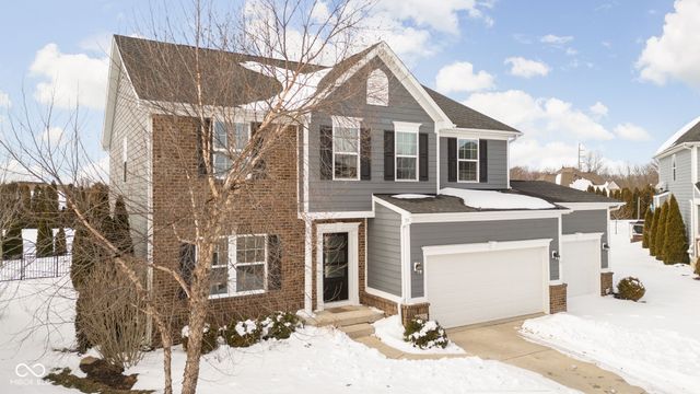 12042 Eagletree Court, Zionsville, IN 46077