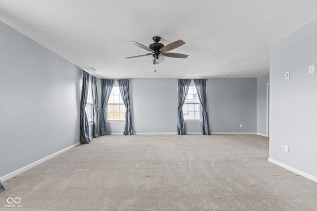 12042 Eagletree Court, Zionsville, IN 46077