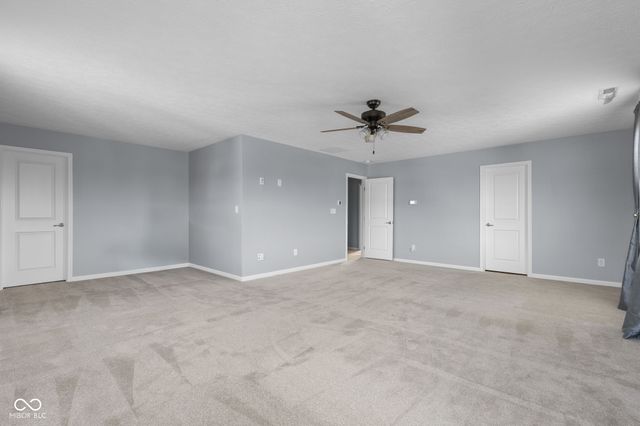 12042 Eagletree Court, Zionsville, IN 46077