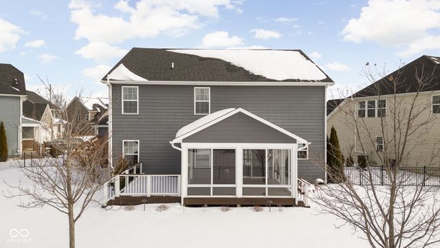 12042 Eagletree Court, Zionsville, IN 46077