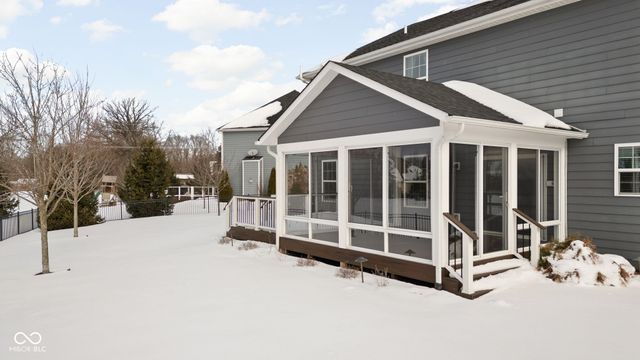 12042 Eagletree Court, Zionsville, IN 46077