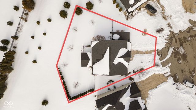 12042 Eagletree Court, Zionsville, IN 46077