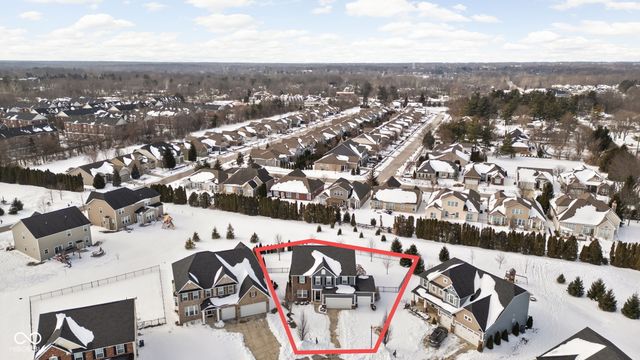 12042 Eagletree Court, Zionsville, IN 46077