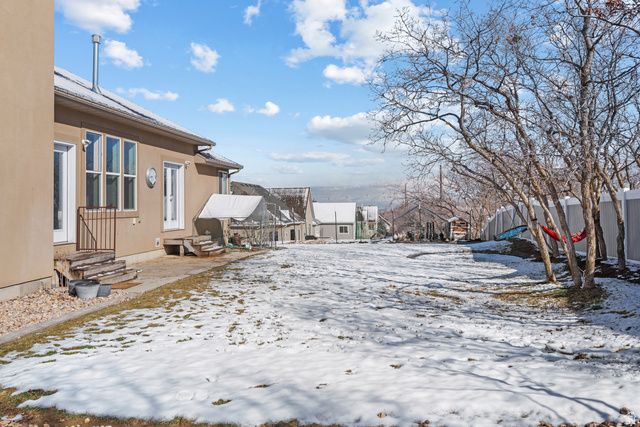 1137 S 925 E, Salem, UT 84653