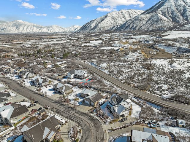 1137 S 925 E, Salem, UT 84653