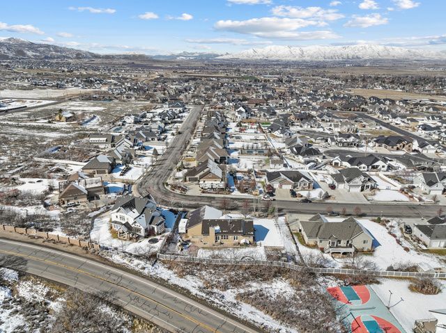 1137 S 925 E, Salem, UT 84653