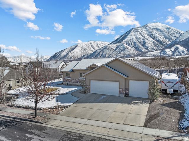 1137 S 925 E, Salem, UT 84653