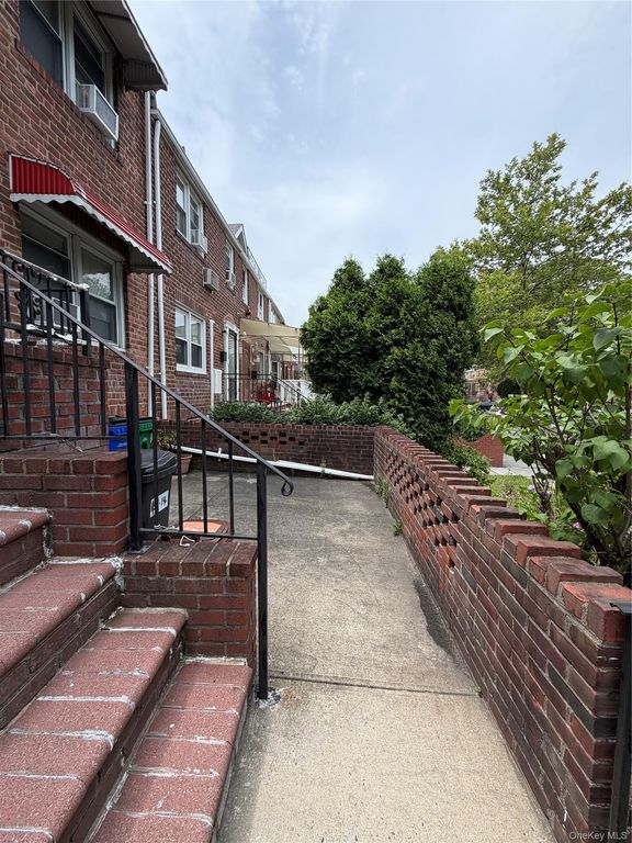 150-14 78th Avenue, Kew Garden Hills, NY 11367 — photo 3