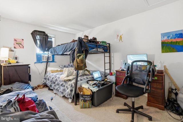 87 W PARK AVE, Sellersville, PA 18960