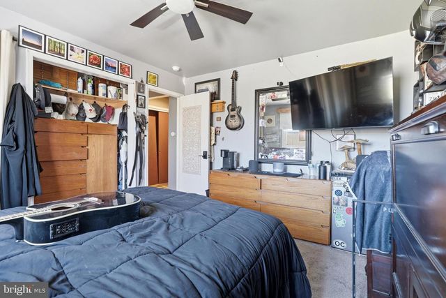 87 W PARK AVE, Sellersville, PA 18960