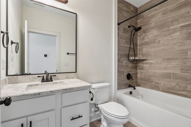 2310 SW White Birch Drive, Ankeny, IA 50023