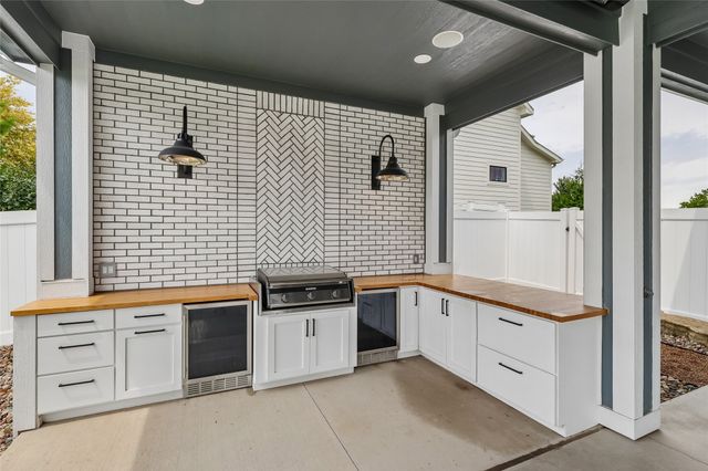 2310 SW White Birch Drive, Ankeny, IA 50023