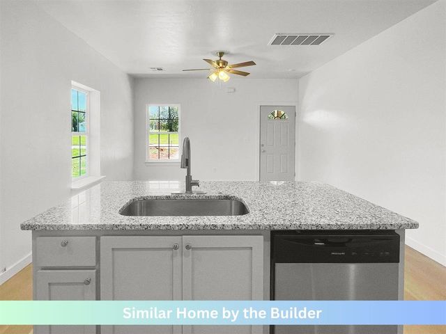 2104 SW Charles Whitlow Ave, Lawton, OK 73501