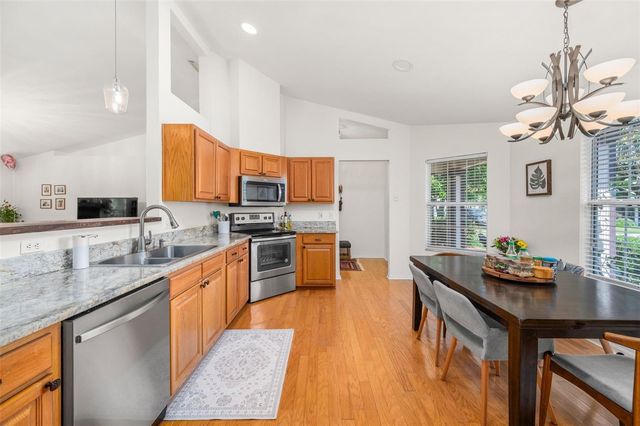 8725 NW 9TH PLACE, Gainesville, FL 32606