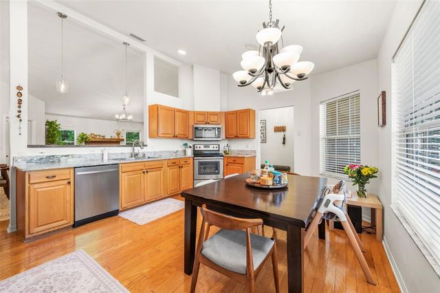 8725 NW 9TH PLACE, Gainesville, FL 32606