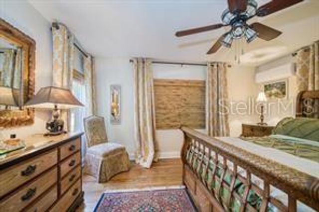144 30TH AVENUE NE, St Petersburg, FL 33704
