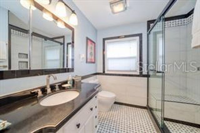 144 30TH AVENUE NE, St Petersburg, FL 33704