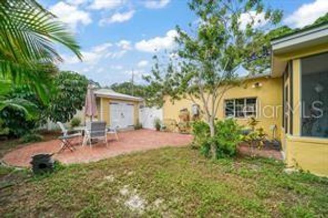 144 30TH AVENUE NE, St Petersburg, FL 33704