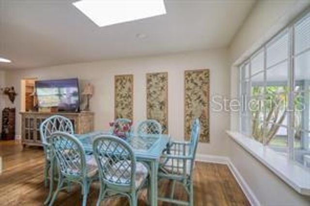 144 30TH AVENUE NE, St Petersburg, FL 33704