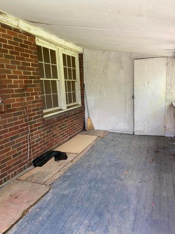 4909 Sunbeam Avenue, Chattanooga, TN 37411