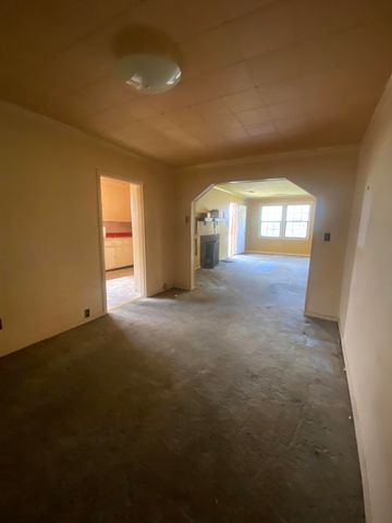 4909 Sunbeam Avenue, Chattanooga, TN 37411