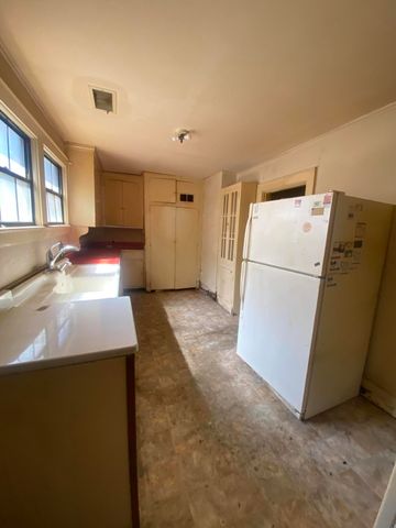 4909 Sunbeam Avenue, Chattanooga, TN 37411