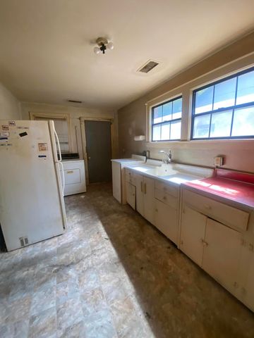 4909 Sunbeam Avenue, Chattanooga, TN 37411