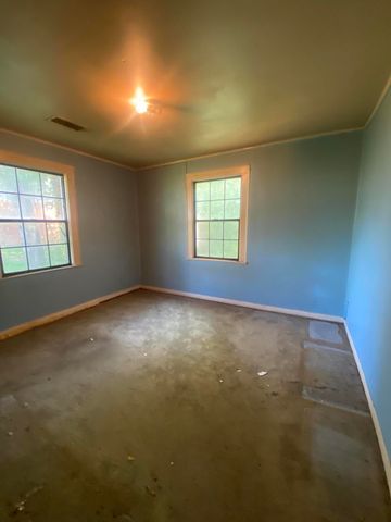 4909 Sunbeam Avenue, Chattanooga, TN 37411