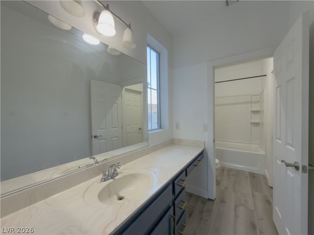 11500 Belmont Lake Drive 102, Las Vegas, NV 89135