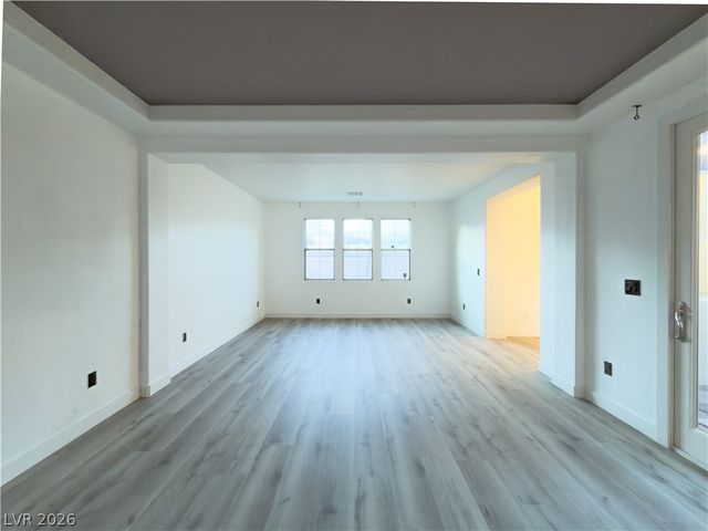 11500 Belmont Lake Drive 102, Las Vegas, NV 89135