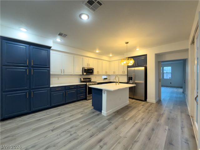 11500 Belmont Lake Drive 102, Las Vegas, NV 89135