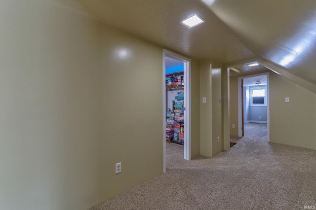 211 N Woods Avenue, Evansville, IN 47712