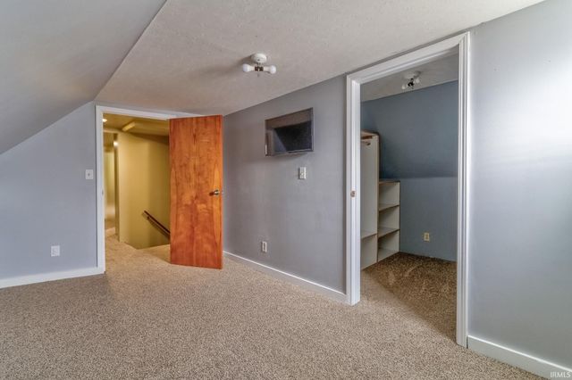 211 N Woods Avenue, Evansville, IN 47712