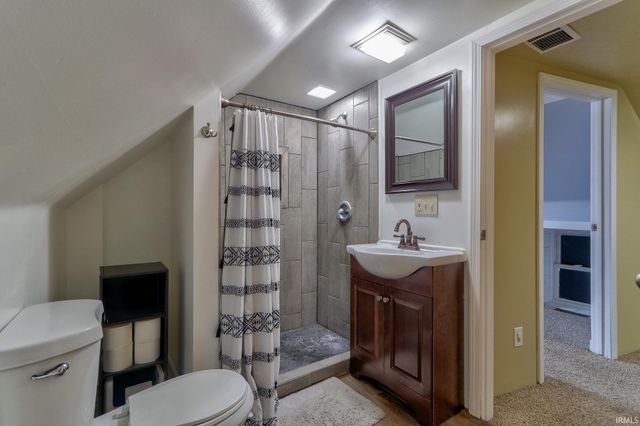 211 N Woods Avenue, Evansville, IN 47712